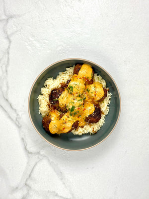 Teriyaki meatballs with spicy miso sauce
