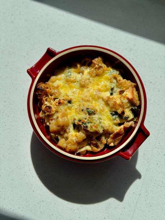 Caramelised onion chicken bake