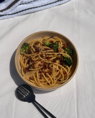 Bacon & broccoli spaghetti