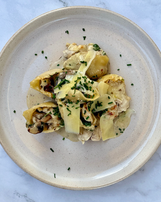 Creamy chicken stuffed shells